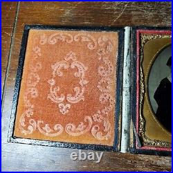 1/6 Plate Ambrotype Photo of Beautiful Woman with Baby in Wood Case