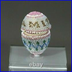 1880 Edwardian Wooden Beadwork Beaded Glass Beads Screw Egg Sewing Needle Box