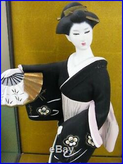 Beautiful Vintage Japanese Geisha Doll Asian Art in Wood & Glass Case Large 14
