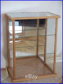Display Case/Curio/Doll Wood&Glass Red Oak