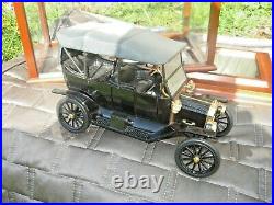 Franklin Mint 1913 Ford Model T 116 (1991) (with Glass /mirror/wood Case) Coa