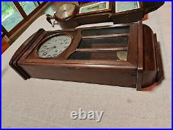 New Haven clock time and chime /beveled glass case/runs/