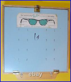 Scarce 1950s RAY BAN Eye Glasses Sunglasses Display Case WALL UNIT Glass Front