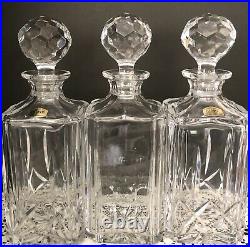 Stunning BOMBAY COMPANY Mahogany Box with4 Beautiful Cut-Glass Crystal Decanters