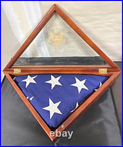USA Military Memorial Burial Folded Flag In Triangle Wood & Glass Display Case