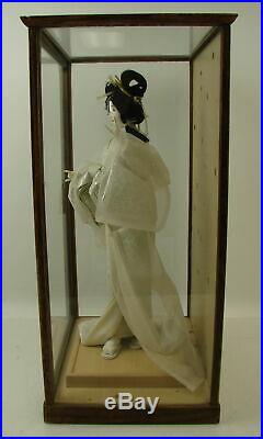 VTG Japanese Nishi Snow Queen Geisha Doll Japan With Wood & Glass Display Case 18