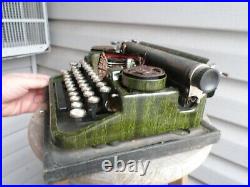 Vintage 1920s Glass Keytops Wood Grain Paint Underwood Typewriter With Case